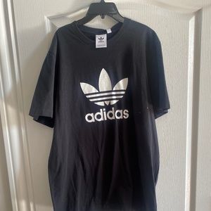 Adidas Tshirt